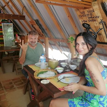 Dinna Nature Hostel سيغيرِيا المظهر الخارجي الصورة
