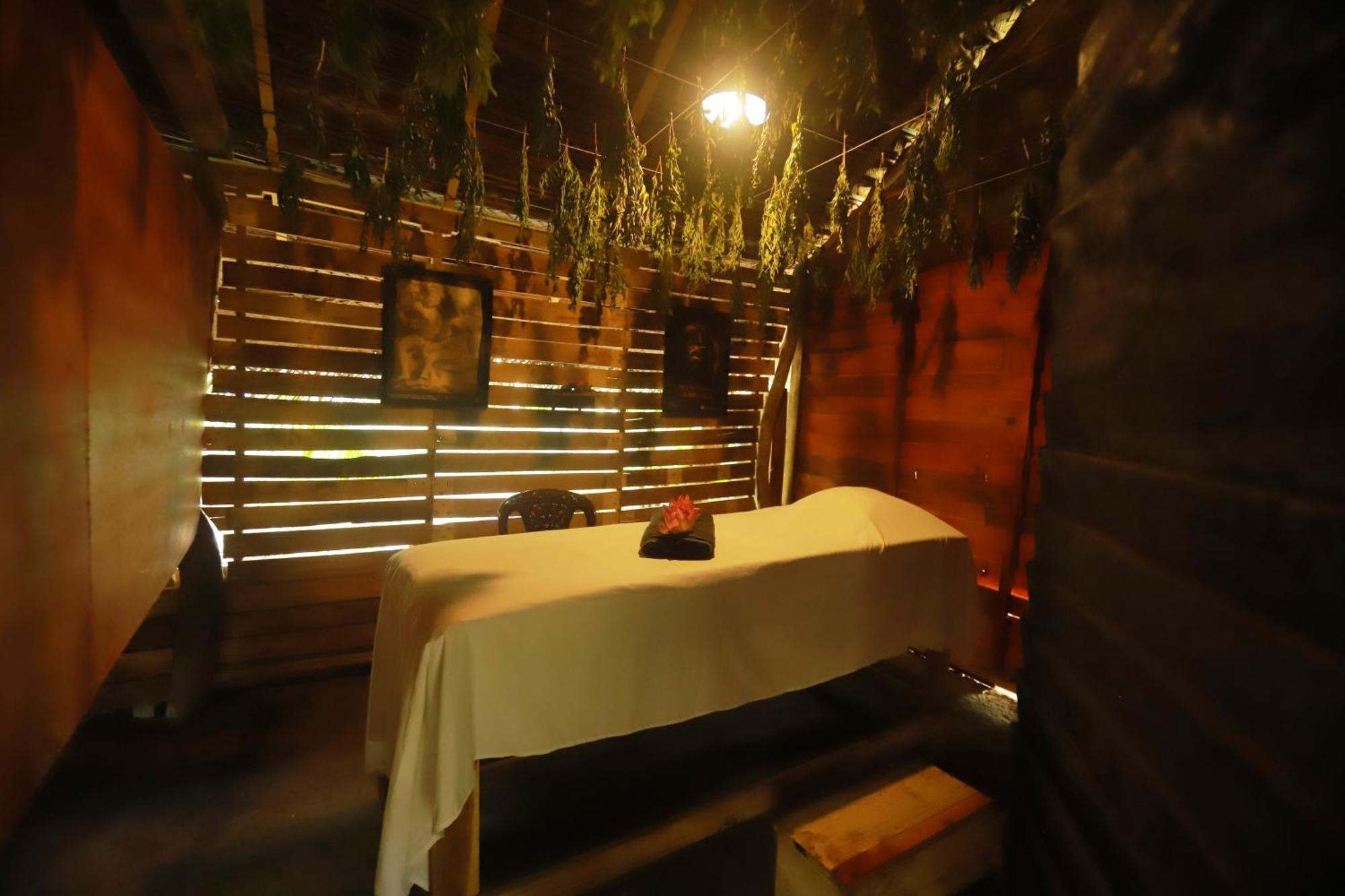 Dinna Nature Hostel سيغيرِيا المظهر الخارجي الصورة