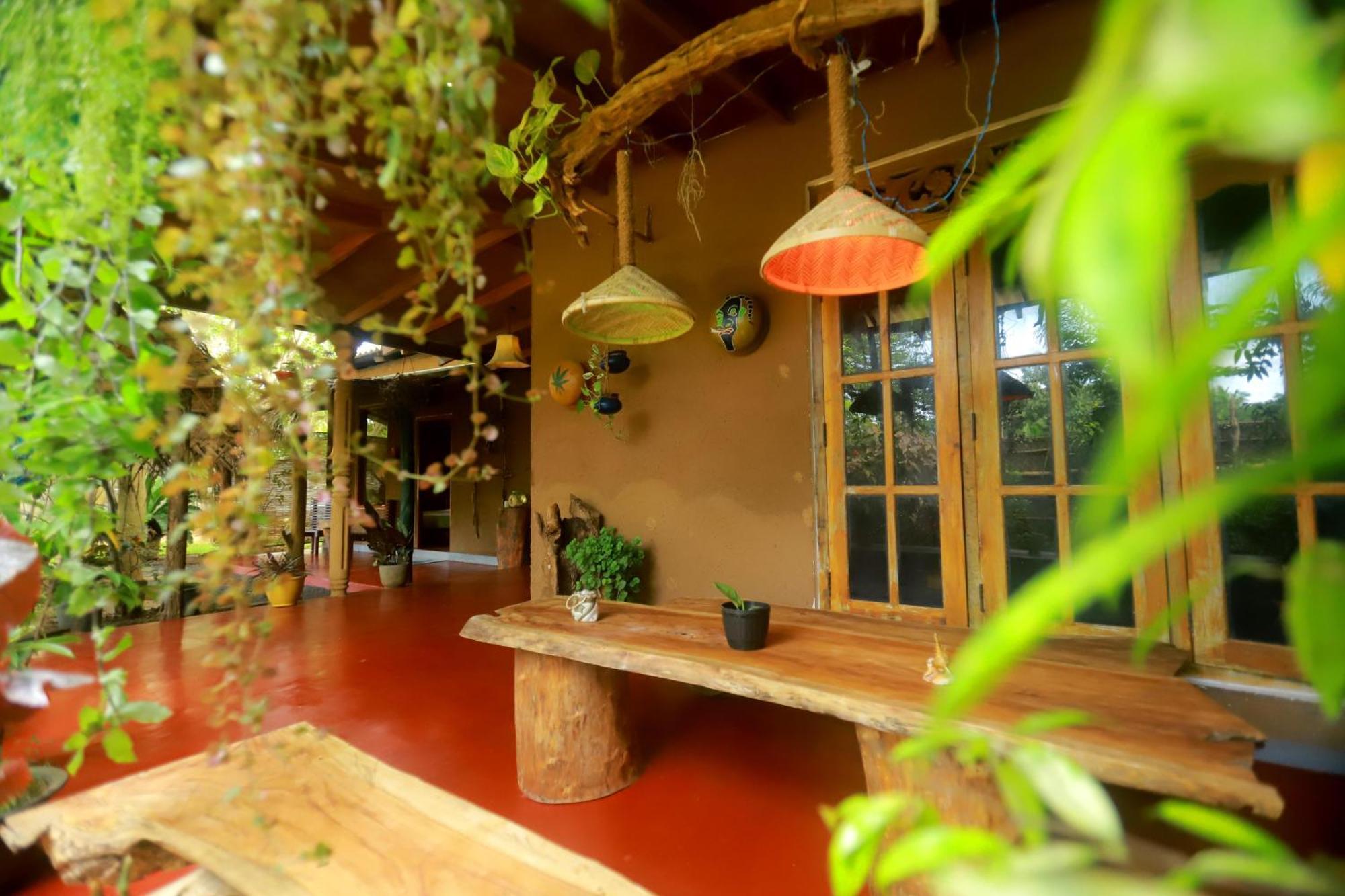 Dinna Nature Hostel سيغيرِيا المظهر الخارجي الصورة
